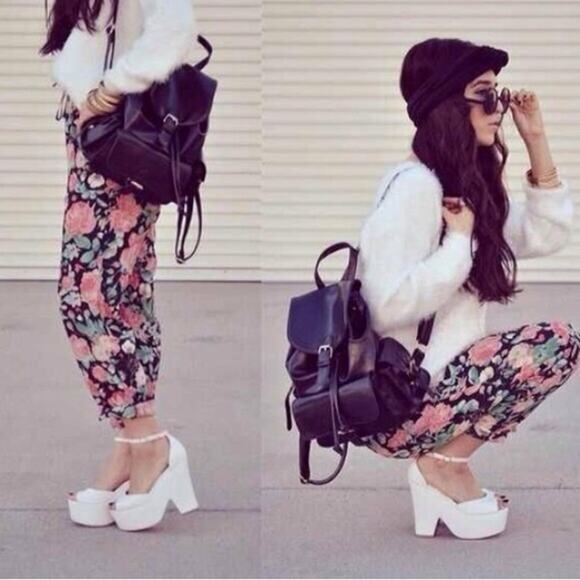 Lovers + Friends Bright Eyed Floral Pant - Picture 1 of 6